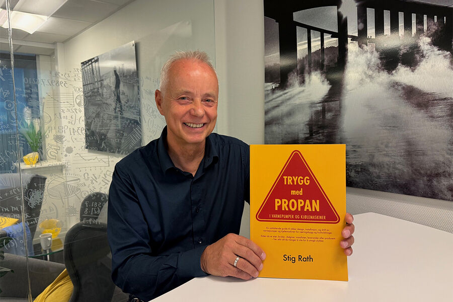 - Når leverandører hevder at krav fra byggeiere er «urealistiske» eller at det «ikke finnes Ex-godkjente varmepumper», er dette å snu problemet på hodet, mener Stig Rath, som nettopp har utgitt en bok med tittelen " Trygg med propan