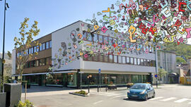 Bokstaver utenfor biblioteket
