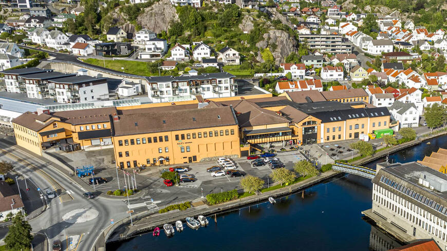 Alti Eikunda sett fra en drone