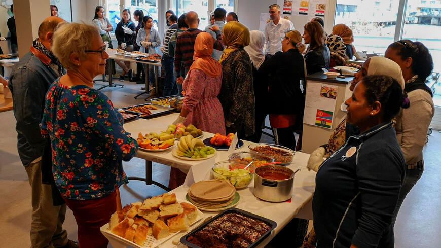 Internasjonal lunch på voksenopplæringssenteret