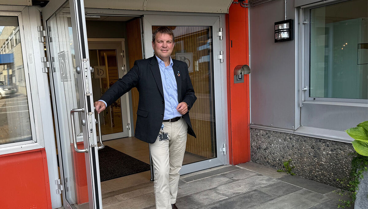 - Resirkulering og gjenbruk er et ansvar vi i grossistbransjen må ta aktivt del i – både ved å tilby riktige produkter og ved å fremme bærekraftige alternativer, sier Ottar Skarstein, direktør for vann- og miljøteknikk (VMT) hos Brødrene Dahl. - Resirkulering og gjenbruk er et ansvar vi i grossistbransjen må ta aktivt del i – både ved å tilby riktige produkter og ved å fremme bærekraftige alternativer, sier Ottar Skarstein, direktør for vann- og miljøteknikk (VMT) hos Brødrene Dahl.