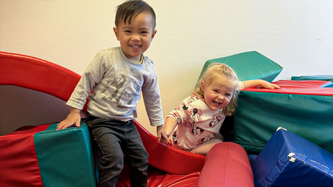 Voksne og barn sammen