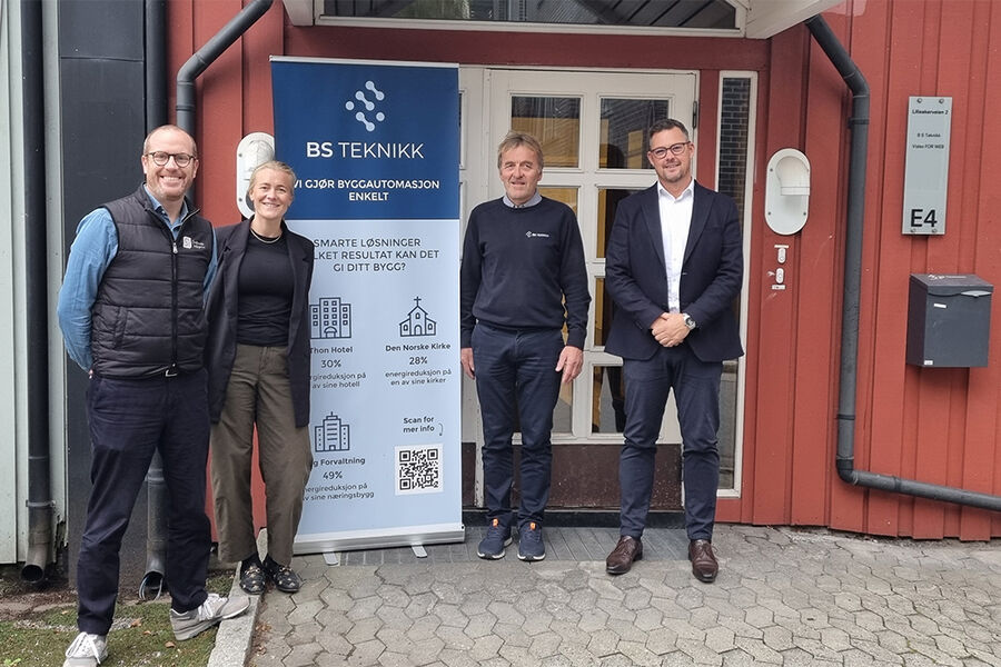 På bildet ser vi fra venstre, Mikael Norlander SI-Gruppen, Camilla Børsand, BS Teknikk, Gunnar Børsand ,BS Teknikk, Andrè Narud Simonsen, Normatic.