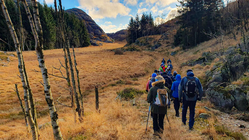 Dalane friluftsråd på tur med torsdagsgjengen en høstdag