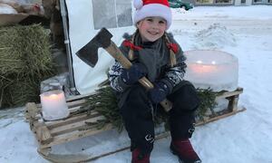 Liten nisse på marked