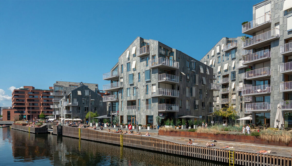 Nytt og varig? Forskning viser at mange nye bygg får skader når garantien på fem år går ut. Husene på bildet har ikke direkte sammenheng med saken. Illustrasjonsfoto: iStock