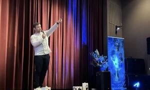 Espen Laumann fortalte om sin eventyrlige karrierereise. Han er kokk og konkurrerer på absolutt høyeste nivå i verden.