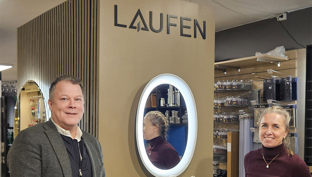 I disse dager er Ebbe Norman Kristensen og Miriam Kristiansen sammen ute hos kundene i forbindelse med at Miriam nå tar over salgsdirektørrollen i Laufen Norge. - Det er hyggelig å bli kjent med kundene mer direkte sammen med Ebbe, selv om kjenner til de fleste fra før, sier Miriam.