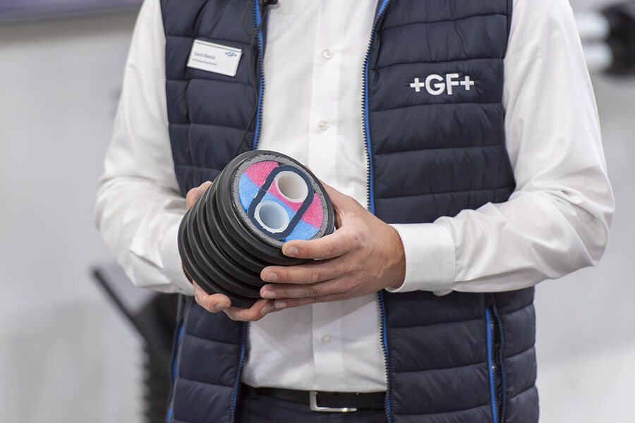 Uponor Ecoflex VIP 2.0 er neste generasjon fleksible preisolerte rør fra Uponor som bygger på deres velprøvde Ecoflex-linje Jens Kortus Fotografie Miltenber