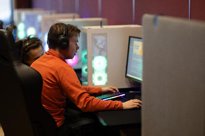 Elev e-sport