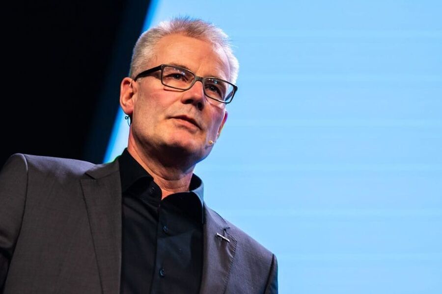 – Skal vi klare å redusere byggekostnadene fremover, må vi fortsette å fokusere på forenkling av regelverk og tettere samarbeid mellom de ulike aktørene i verdikjeden, sier Bjørn Moen, daglig leder i VVP.