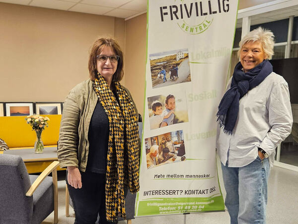 De ansatte på Frivilligsentralen i nye lokaler