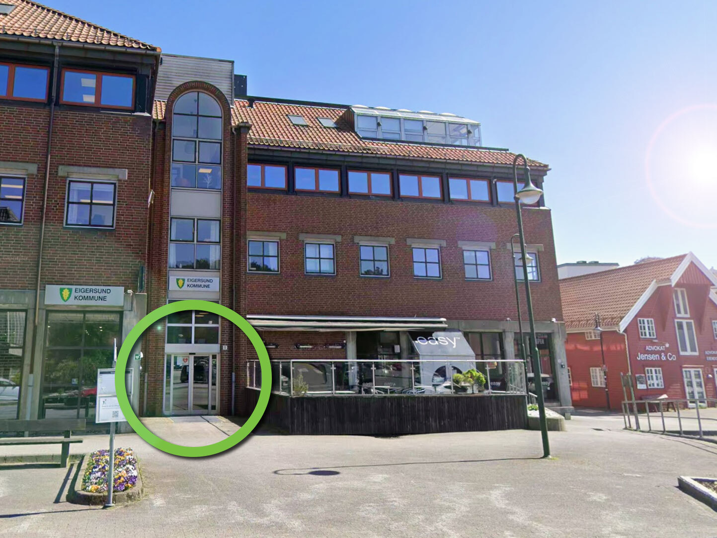 Bilde av bygget som huser Frivilligsentralen