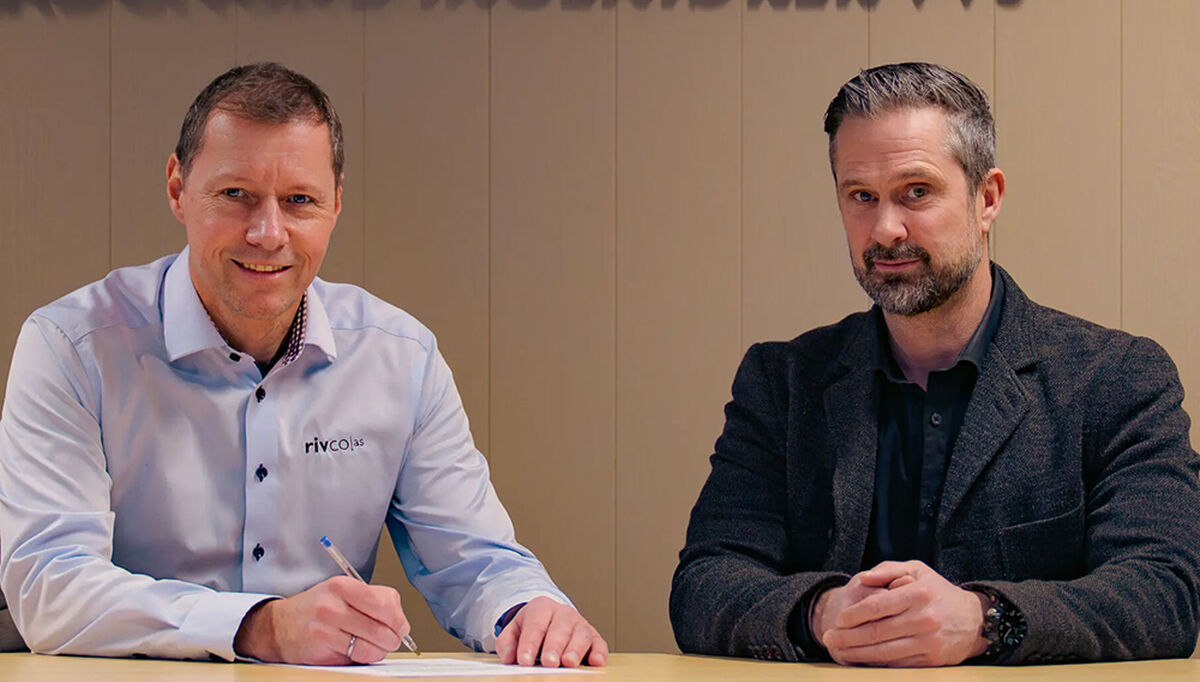 På bildet ser vi fra venstre, daglig leder i Rivco Terje Jacobsen, og regionleder for arkitektur og bygg, region Sør i Asplan Viak, Jørgen Roberg. Foto: Birgit Fostervold/ Asplan Viak Birgit Fostervold