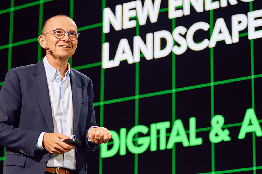 Ved hjelp av Schneider Electric-løsninger har kunder spart eller unngått utslipp tilsvarende 862 millioner tonn CO₂ – godt over målet på 800 millioner tonn.