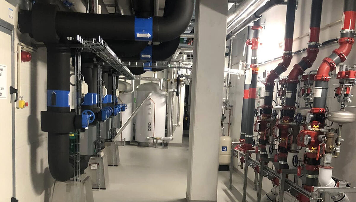 HR Rør AS har hatt mange store prosjekter i Oslo og omegn, på både rør, og varmeanlegg. De hadde blant annet rørentreprisen på Økern Portal, som er et kjent bygg i Oslo området.