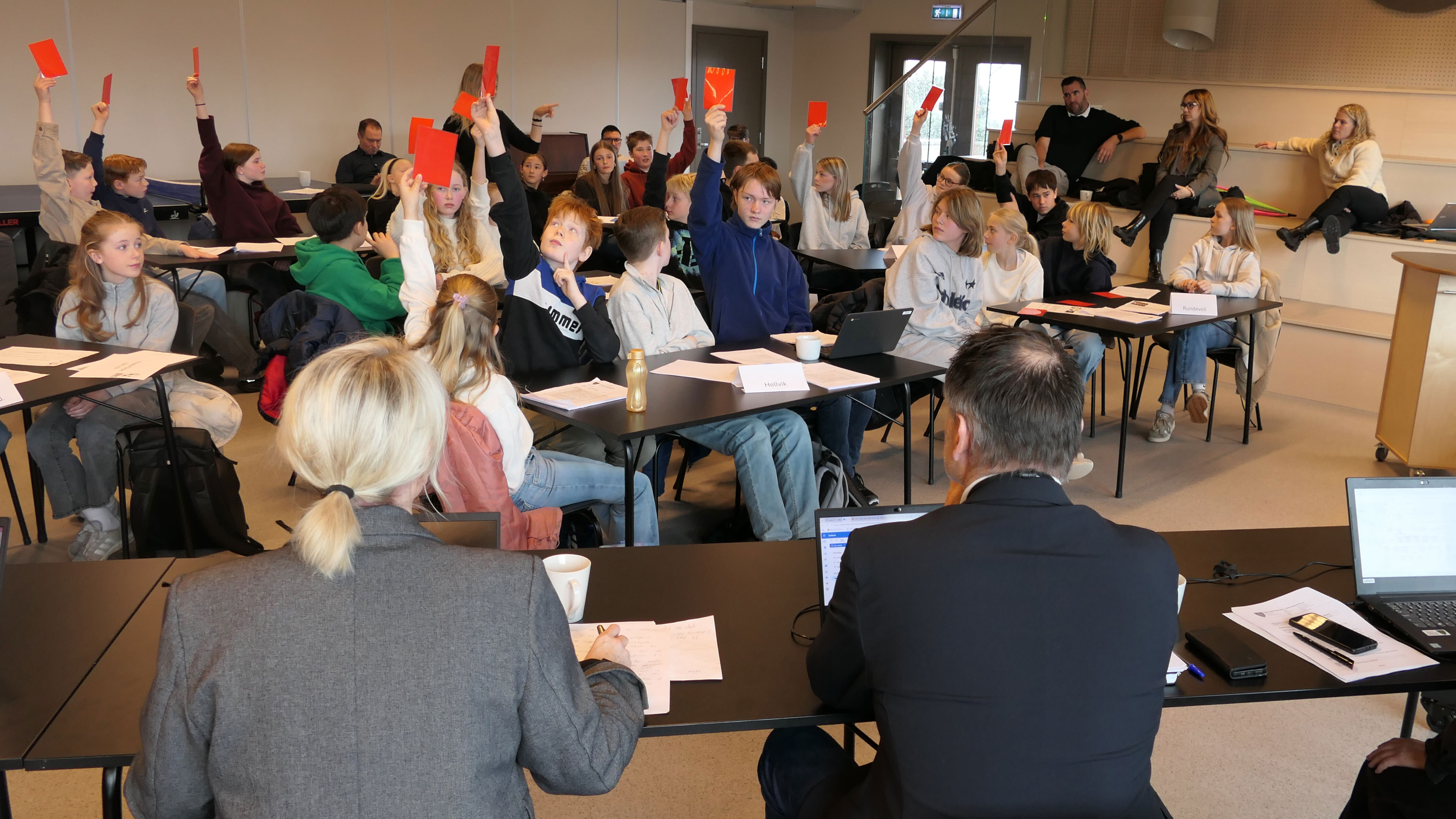 Avstemming med røde stemmekort