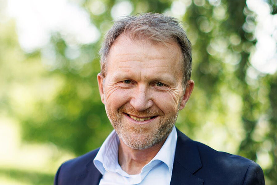 Lars Tendal blir ny administrerende direktør hos Elektroimportøren. Heggeli, Berit - Brødrene Dahl