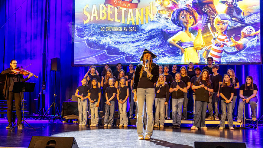 Sang og kor på scenen