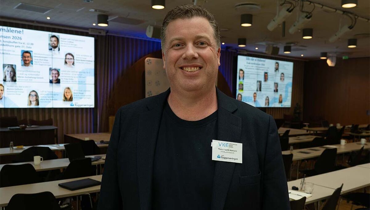 Markedet for å konvertere bygg på over 500 kvadratmeter til vannbåren varme kan komme helt opp i 140 milliarder kroner, fortalte Thorn Fredrik Hemsen på enøk-konferansen.