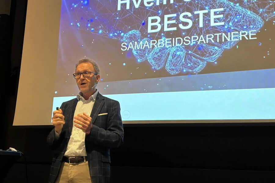 Lars Tendal under sitt foredrag på generalforsamlingen til RørNorge.sist uke. Foto: RørNorge