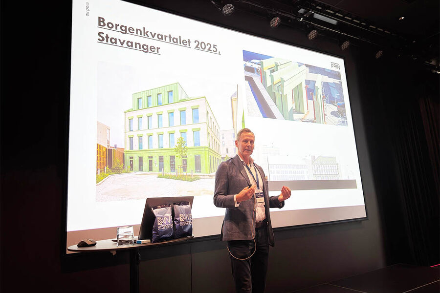 Nicolai Riise mener ikke at bygge - og røbrbransjen skal bygge dårligere bygg. Tvert imot mener han at mange av dagens komplekse løsninger, og regelverk, gjør byggene mindre robuste, og har for lite ombruk. Det var et av hans mange budskap under Rørdagen 2026.