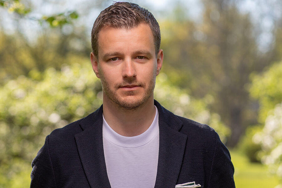 - Geniox HP DFN passer særlig godt for kontorbygg, skoler, helsebygg, offentlige bygg og handelsbygg, sier David Brodawski, salgssjef for Systemair i Norge. BENNY BLOMQVIST nojd nu