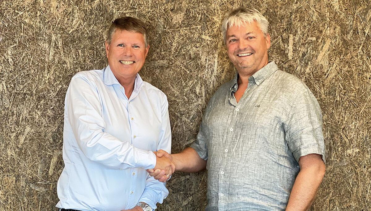Rørlegger 1 fra Tiller utenfor Trondheim, har nå blitt en del av Anter AS. Fra venstre, Ronald Karlsen-Lilleberg, konsernsjef i Anter, og Kjell Ingar Helgemo, daglig leder og partner i Rørlegger 1 AS. Rørlegger 1 fra Tiller utenfor Trondheim, har nå blitt en del av Anter AS. Fra venstre, Ronald Karlsen-Lilleberg, konsernsjef i Anter, og Kjell Ingar Helgemo, daglig leder og partner i Rørlegger 1 AS.