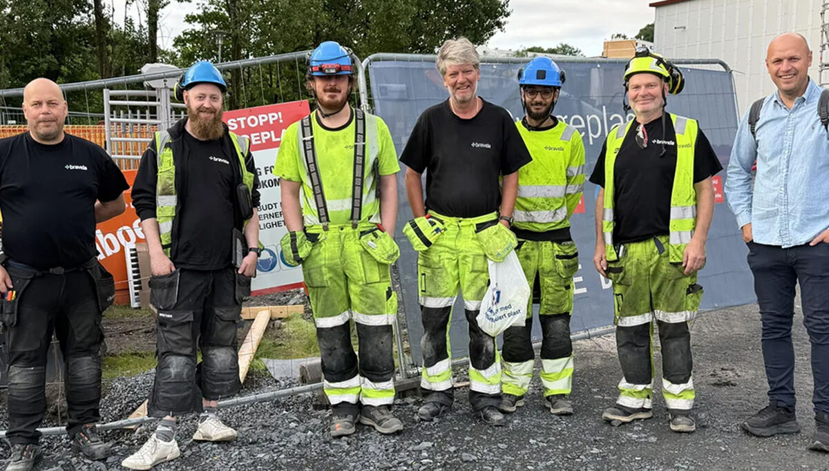 En fornøyd gjeng fra Bravida på plass i prosjektet på Rud i Bærum. En fornøyd gjeng fra Bravida på plass i prosjektet på Rud i Bærum.