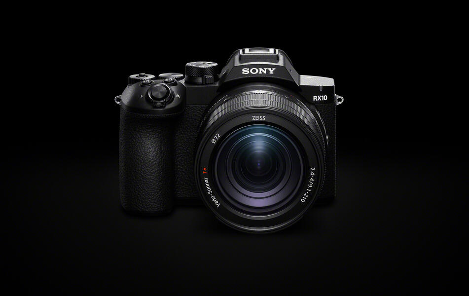 RX10 V_image_front_top_black-Large__ __-2
