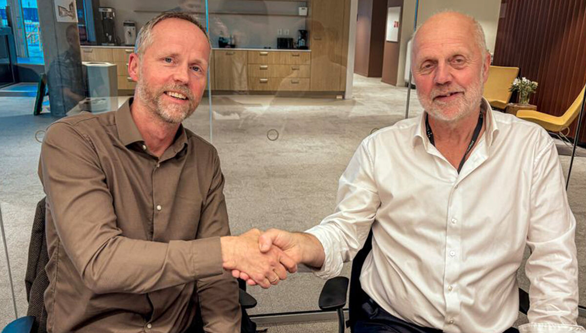 Kontrakten for den nye tekniske sentralen (som skal sikre energiforsyning og kjøling) ble signert av Pål Aglen (konserndirektør med ansvar for bygg i Skanska Norge) og Dag Bøhler (prosjektdirektør fra Helse Sør-Øst Prosjektorganisasjon). Kontrakten for den nye tekniske sentralen (som skal sikre energiforsyning og kjøling) ble signert av Pål Aglen (konserndirektør med ansvar for bygg i Skanska Norge) og Dag Bøhler (prosjektdirektør fra Helse Sør-Øst Prosjektorganisasjon).