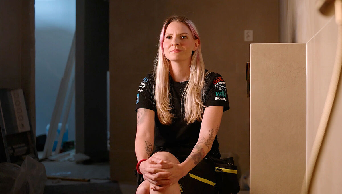 I filmen om asbest er det intervju med ulike håndverkere, blant annet rørlegger og Bli Rørleggers rørambassadør Christina Lie. Hun forteller at hun har vært borti asbest et par ganger. I filmen om asbest er det intervju med ulike håndverkere, blant annet rørlegger og Bli Rørleggers rørambassadør Christina Lie. Hun forteller at hun har vært borti asbest et par ganger.